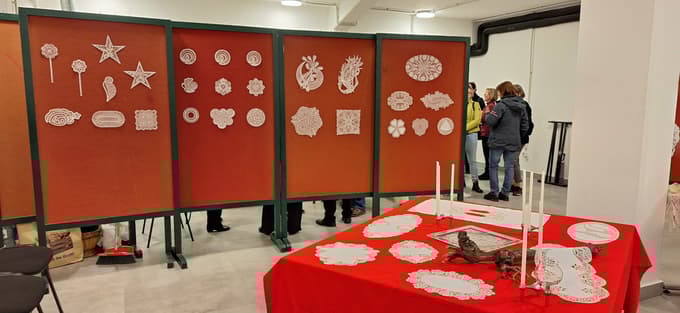 Tudi Taščice so ena od skupin v Sloveniji, ki ohranja dediščino klekljanja. 