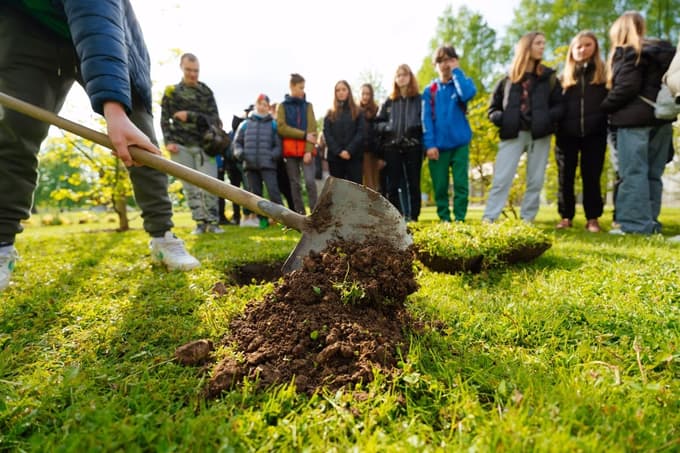 Answear Slovenija s trajnostno zgodbo Wear&Share