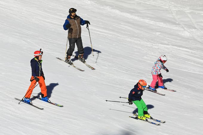 (FOTO in VIDEO) Čudovito pomladno smuko na Pohorju izkoristila množica obiskovalcev