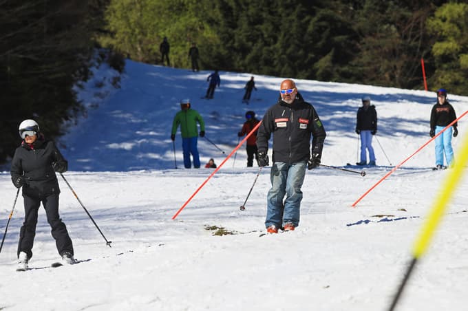 (FOTO in VIDEO) Čudovito pomladno smuko na Pohorju izkoristila množica obiskovalcev
