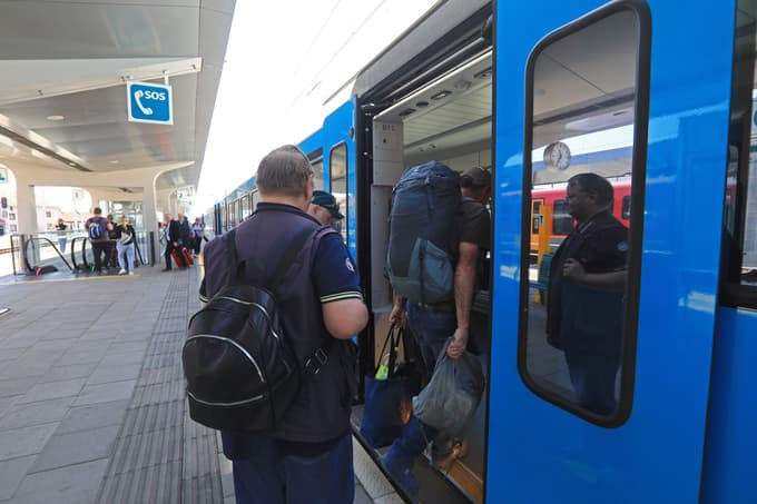 Potovalni čas med Mariborom in Ljubljano: Ciljajo na uro in 40 minut, kar bi bilo konkurenčno vožnji po cesti