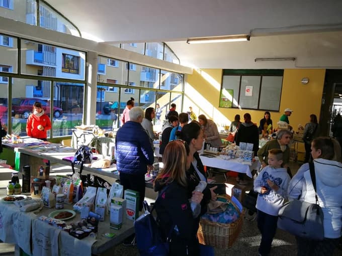 Druga priložnost se vrača: Kdo kupi tvojo knjigo? Kdo rabi tvoj voziček? Odgovor: Druga priložnost!