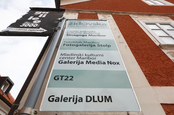 Nova sezona na Intimnem odru prinaša dve predstavi avtorskega gledališča in več gostovanj