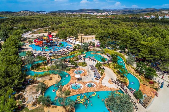 Najavljena širitev impresivnega vodnega parka Aquapark Dalmatia v Šibeniku