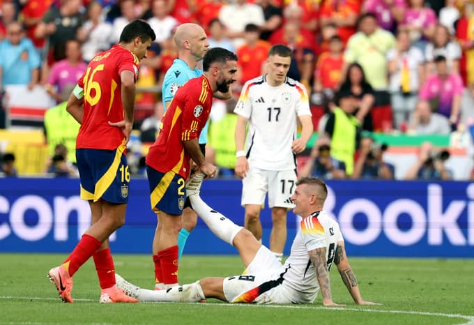 Rodri (skrajno levo) je na prvenstvenem obračunu proti Arsenalu staknil poškodbo, zaradi katere bo do konca sezone na stranskem tiru. 