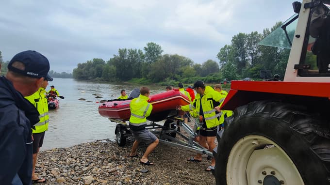 (FOTO in VIDEO) S tekmovanjem gasilskih reševalnih čolnov preverjali usposobljenost gasilcev