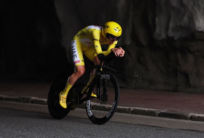 (FOTO in VIDEO) Tadej Pogačar s prepričljivo zmago tretjič v karieri osvojil dirko po Franciji