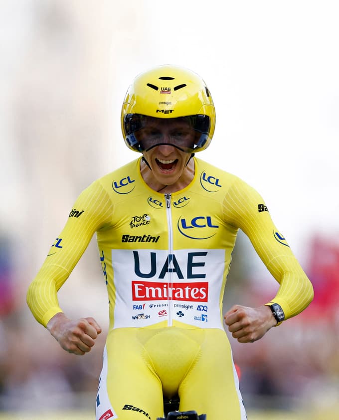 (FOTO in VIDEO) Tadej Pogačar s prepričljivo zmago tretjič v karieri osvojil dirko po Franciji