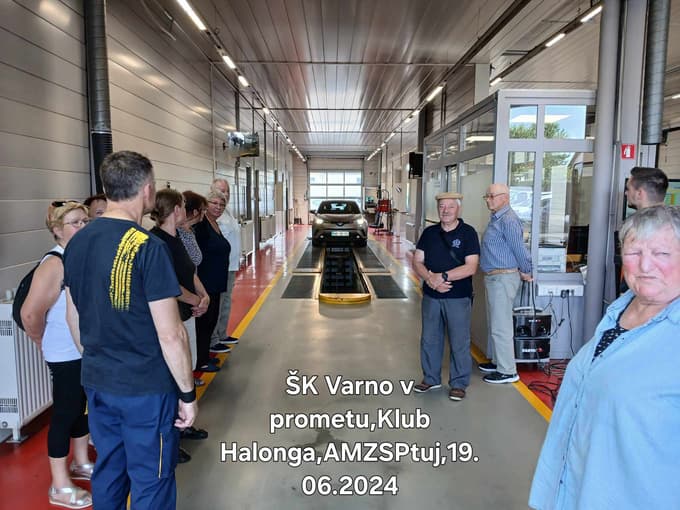 Na predavanju o varni vožnji v cestnem prometu v AMZS Ptuj