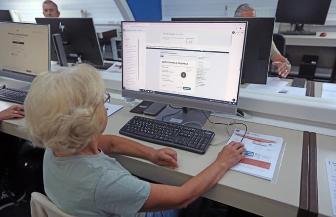 V Mariboru ponovno na voljo brezplačni začetniški in napredni tečaji digitalne pismenosti