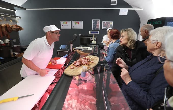 Osrednja mariborska tržnica bo med prazniki delovala po spremenjenem delovnem času.