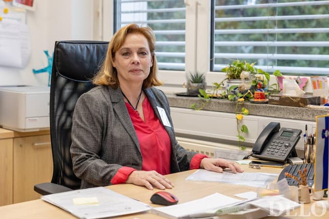 Svinjina v šolah: Pot do strpnosti vodi tudi preko šolskih jedilnic