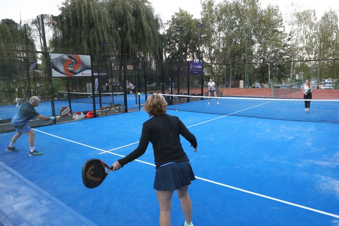 (FOTO) Poznate padel? Navdušenka nad to igro je postala državna prvakinja in odprla igrišče pri Mariboru