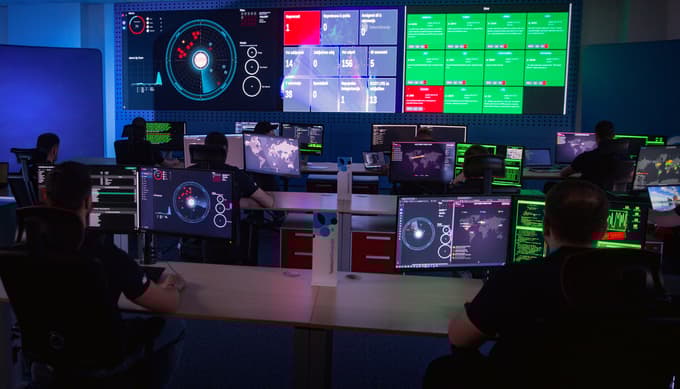 Število kibernetskih napadov in varnostnih dogodkov se povečuje. Telekom Slovenije te nadzira v svojem centru za kibernetsko varnost.