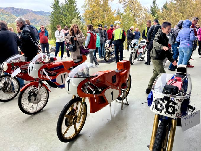 (FOTO) Center varne vožnje Vransko gostil Festival starodobnih dirkalnih motorjev