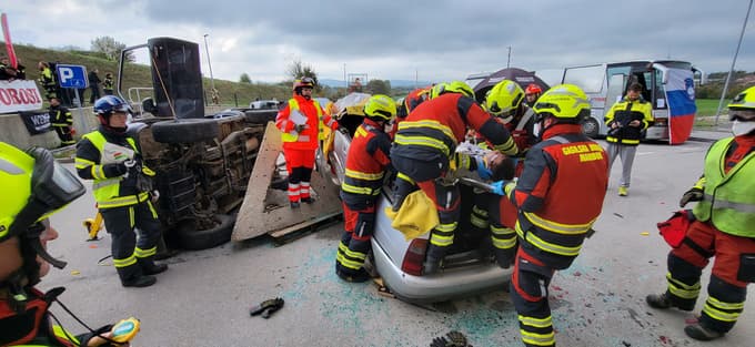"Tako tekmovanje ti da potrditev, da si konkretno usposobljen, da je tvoje znanje na dobrem nivoju," pravijo gasilci. 