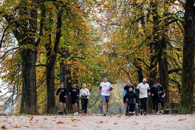 Od lazenja po bolnišnici zaradi kemoterapije do vrha Everesta