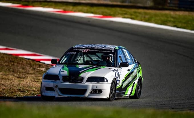 (VIDEO) Prvak že pred zadnjo dirko. A zakaj na Hrvaškem? Z moto športom se je v Sloveniji skoraj nemogoče ukvarjati