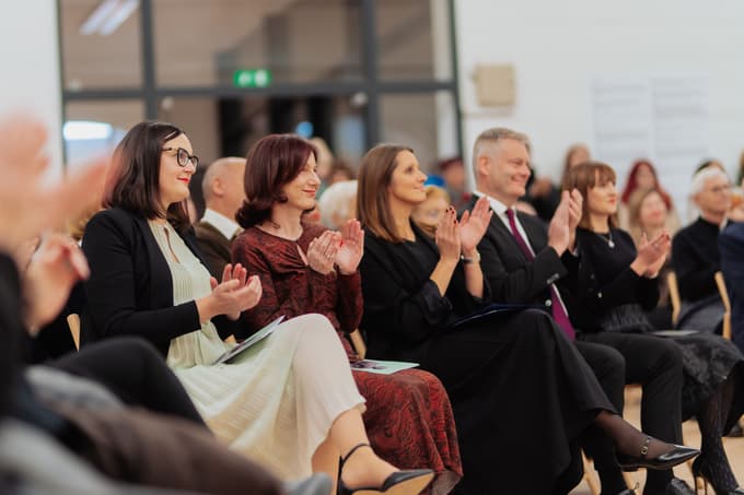 (FOTO) Okamenele sanje kiparja Franca Bernekerja v Koroški galeriji likovnih umetnosti v domačem Slovenj Gradcu