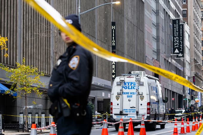 (FOTO) Na nabojih so bila vgravirana sporočila: Policija išče morilca direktorja ene največjih zdravstvenih zavarovalnic