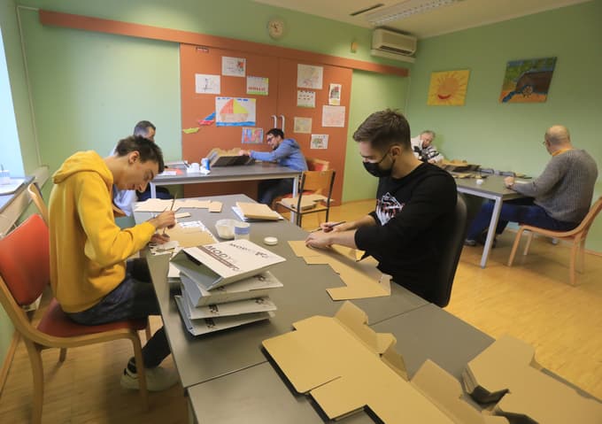 Jon Knez na terenu za sobotno prilogo v VDC Polž.  