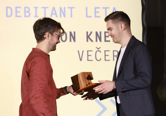 Večerovec Jon Knez je najboljši debitant.  