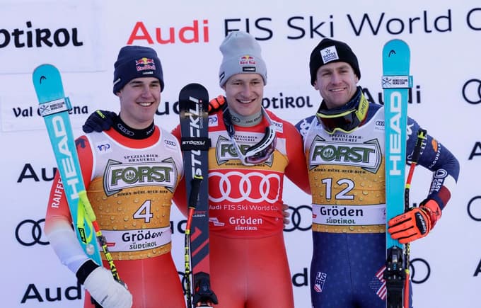 Stopničke: Dva Švicarja in Američan Ryan Cochran-Siegle.