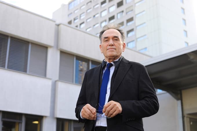 Vojko Flis: "Danes je to starka, ki astmatično diha in potrebuje temeljito obnovo."