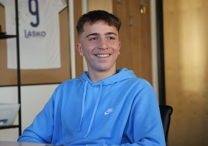 Anže Auer, zdaj član Barcelone, je kot MVP pred dvema letoma v konkurenci U14 naslov prvaka prinesel drugemu mariborskemu klubu KD Maribor mladi.  