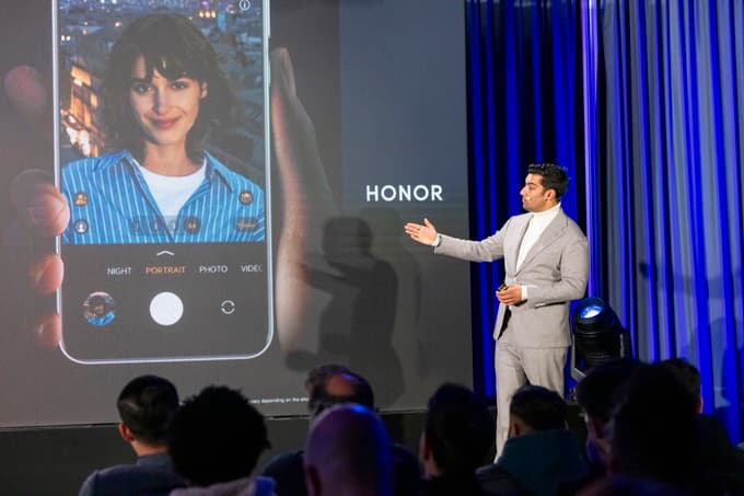 Honor za evropsko predstavitev novega mobilnika Magic7 Pro izbral Bled