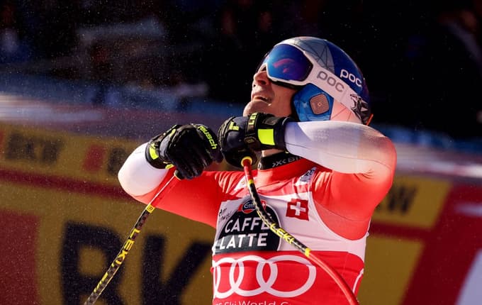 (FOTO) Hrobat s številko 1 do tretjega mesta na smuku v Wengnu