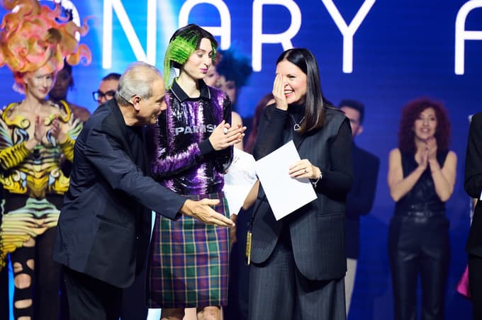 Petra Blatnik Maček ob razglasitvi na tekmovanju v Londonu