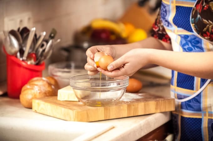 So temno rumeni rumenjaki res bolj zdravi? Odgovor strokovnjakinje vas utegne razočarati