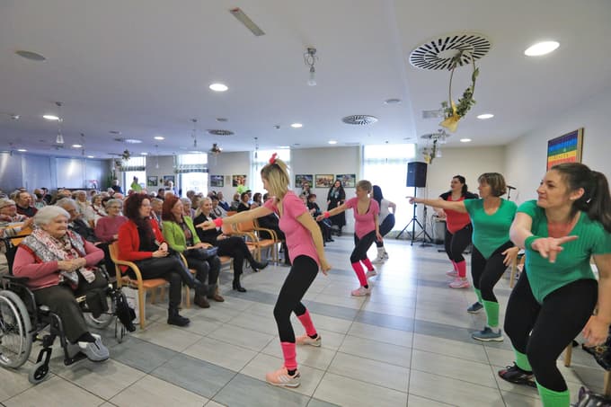 (FOTO) Dom pod gorco je praznoval 14. rojstni dan: Kaj si želijo?