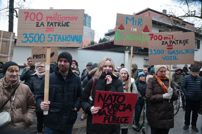 (FOTO) Petkovi kolesarji so nazaj: "Ne gre za Janšo ali Goloba, gre za to, kaj vlada dela, katere obljube izpolnjuje"
