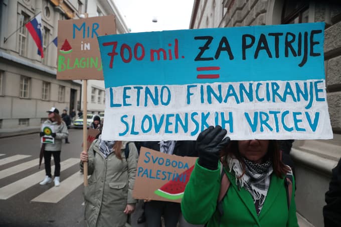 (FOTO) Petkovi kolesarji so nazaj: "Ne gre za Janšo ali Goloba, gre za to, kaj vlada dela, katere obljube izpolnjuje"