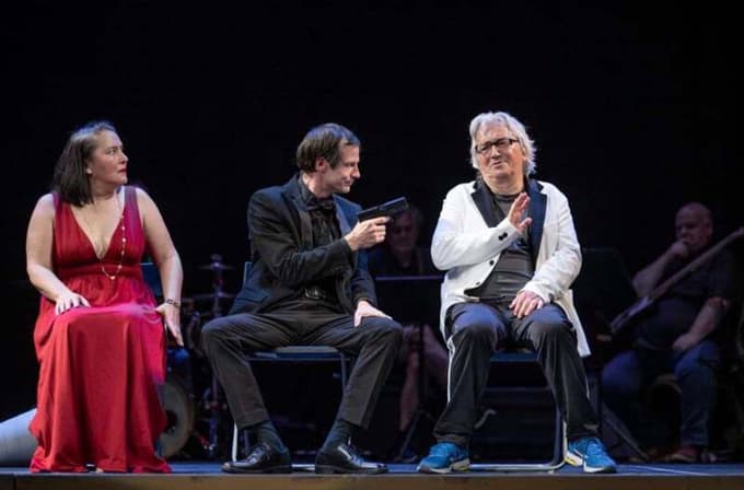 Iztok Mlakar v predstavi Pegule v režiji Vita Tauferja in produkciji Avditorija Portorož: ne samo žlahtni komedijant - legenda