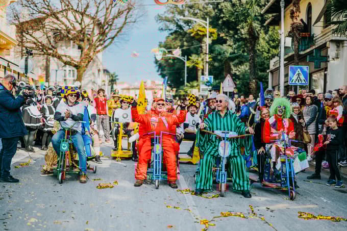 Balinjerado v Opatiji domačini imenujejo najbolj nora dirka na svetu. 