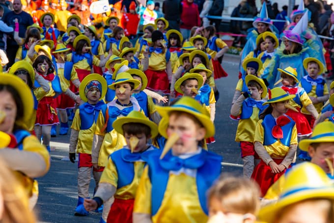 Otroški karneval na reškem Korzu je paša za oči. 