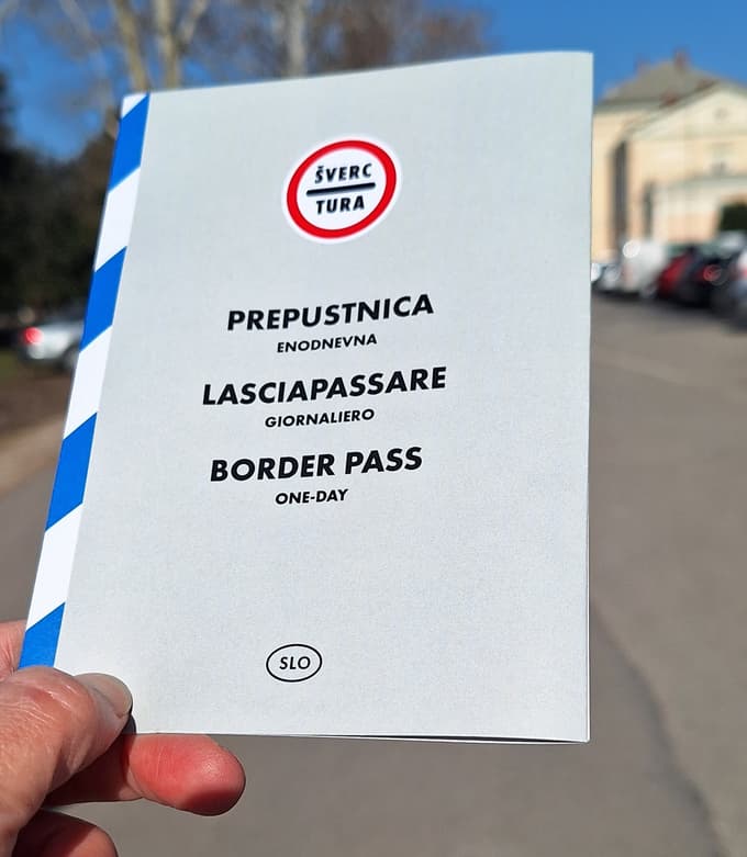 Maloobmejna prepustnica je bila nekoč veliko vredna. Tudi mi smo jo dobili za švercarsko dogodivščino.