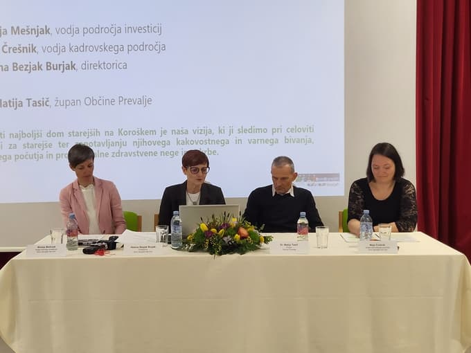 Dom starejših na Fari na Prevaljah, novinarska konferenca