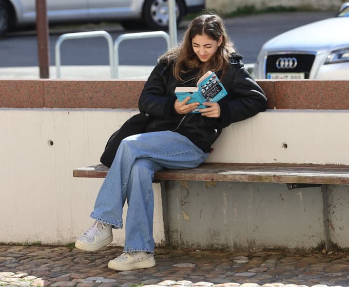 Branje ni le za šolarje: V Mariboru znova bralna značka za odrasle