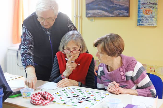 Starejši najbolj potrebujejo aktivnost in druženje.