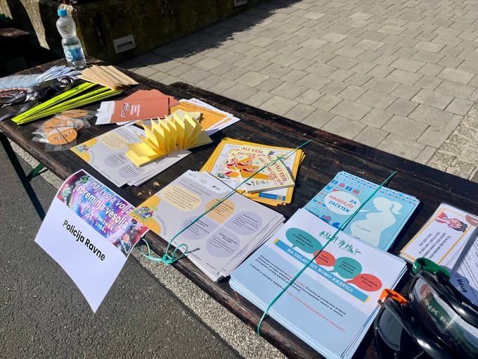 (FOTO) Dan za spremembe na Ravnah: Svet brez prostovoljstva bi bil manj barvit