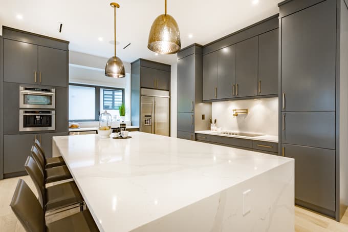 Abeceda opremljanja doma: Sodobna kuhinja mora biti praktična