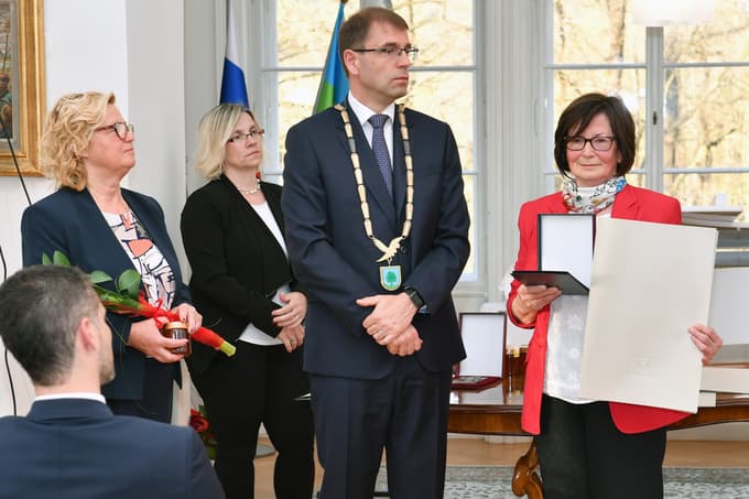 (FOTO) Na Ravnah podelili najvišja občinska priznanja. Kdo so nagrajenci?