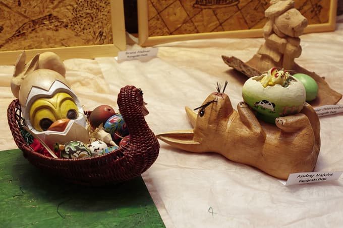 Sv. Trojica v Slovenskih goricah - Klet samostana - Verstva - Cerkveni prazniki - Velikonočni prazniki - razstava pirhov - Ilustracija - Tematika - pirhi - Prazniki -