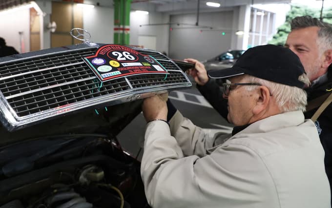 (FOTO) Veterani v pogonu: Prvi izvoz sezone, klasični lepotci na lovu za novimi kilometri