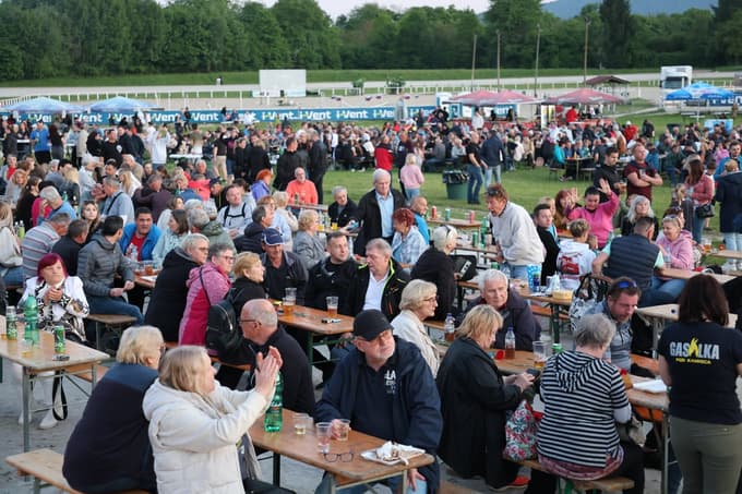 Hipodrom v Kamnici bo drugič zapored gostil kresovanje, ki želi postati tradicionalno.