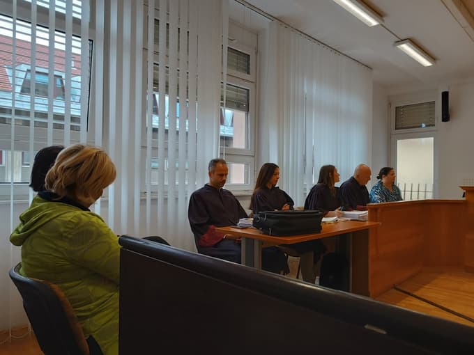 Sojenje direktorici Griffina Tanji Čajavec ter nekdanji direktorici Socia Suzi Kvas zaradi očitka zlorabe evropskih sredstev. 